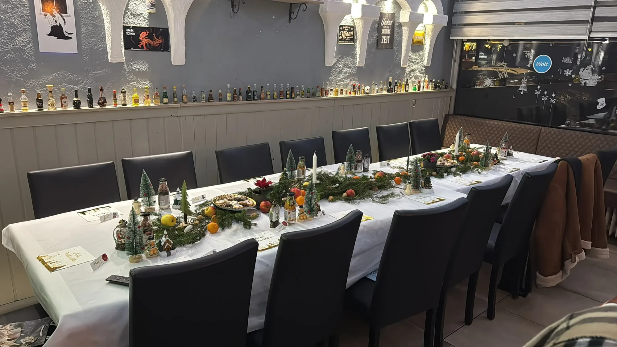 Christmas table